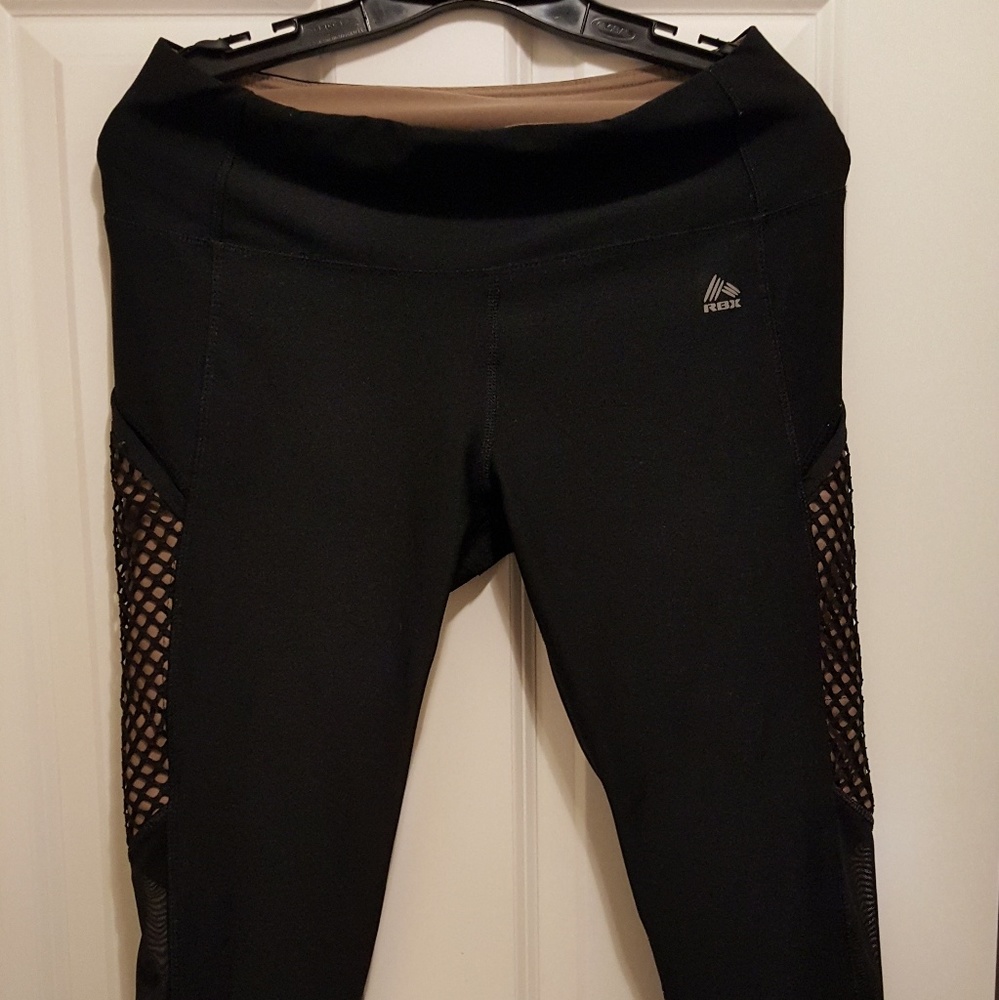 Reebok crop